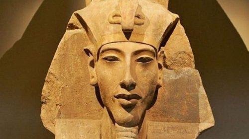 Akhenaton: il faraone monoteista