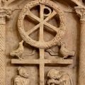 Un messaggio ritrovato. Nuovo studio sul monogramma di Cristo situato nell’area  dell’ambasciata USA...